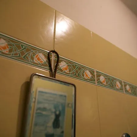 Le Gemme Di Nyaraló Pigna